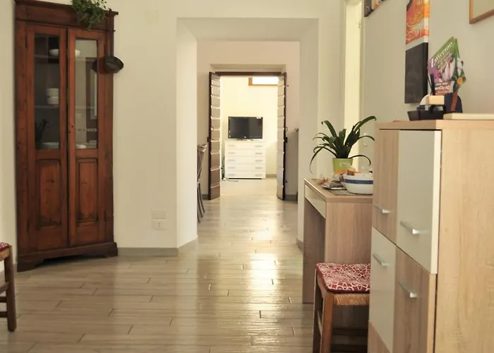 Dentro Le Mura, Natura Relax E Cultura LʼAquila